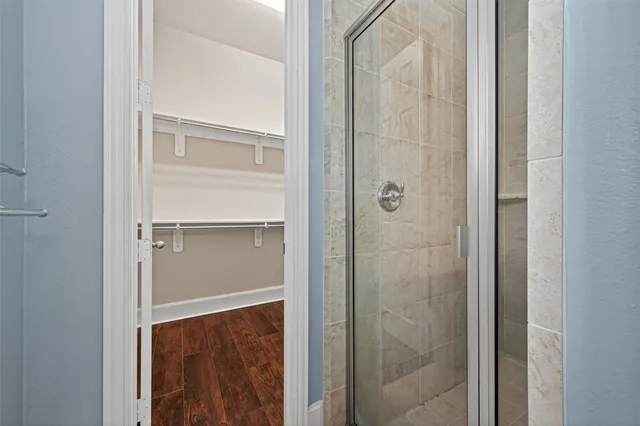 a view of empty room with windows