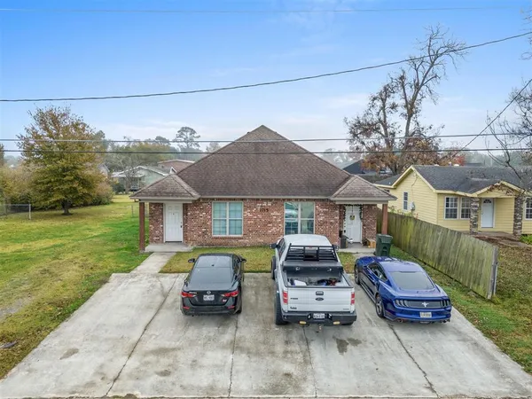 $955,000 | 513 West Lagrange Street, Lake Charles, LA 70605