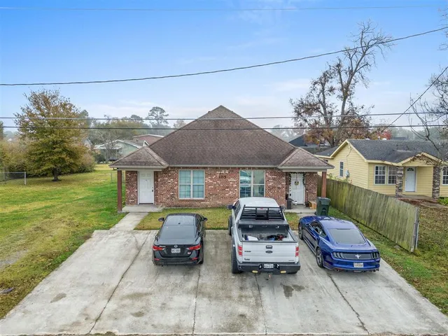 $955,000 | 513 West Lagrange Street, Lake Charles, LA 70605