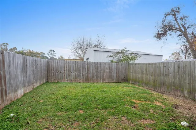 $955,000 | 513 West Lagrange Street, Lake Charles, LA 70605