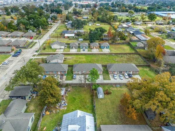 $955,000 | 513 West Lagrange Street, Lake Charles, LA 70605