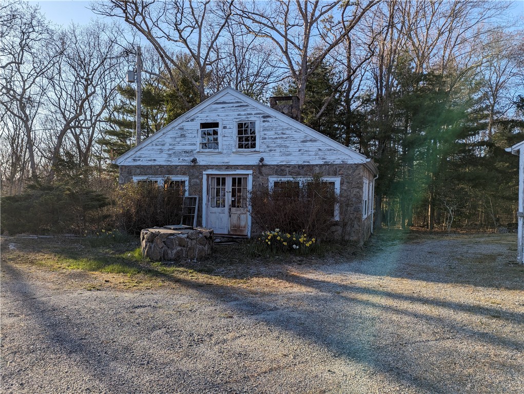 57 William Henry Road Scituate, RI 02857 - Photo 5 of 18