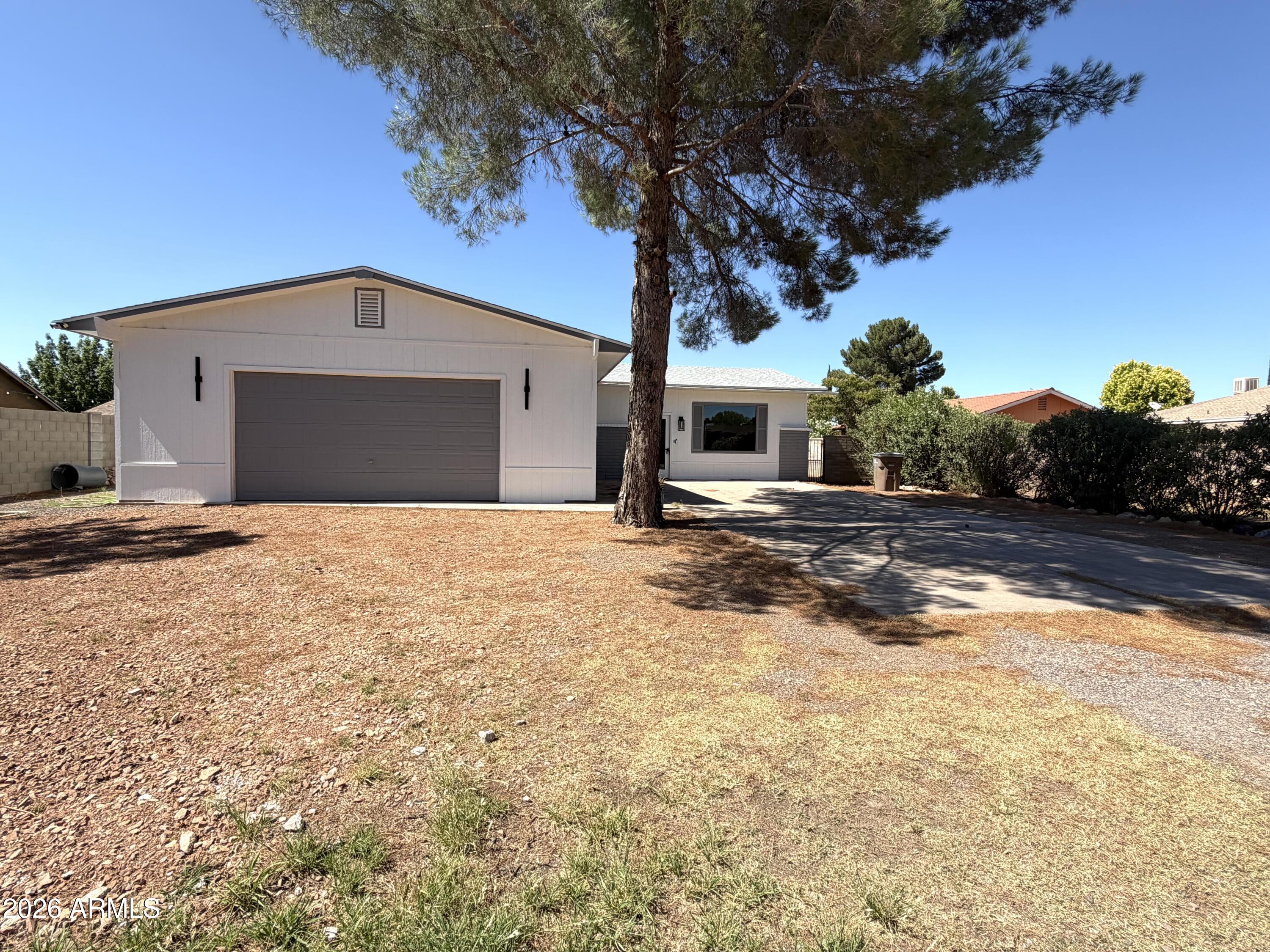 2750 East 15th Street Douglas, AZ 85607 - Photo 1 of 22