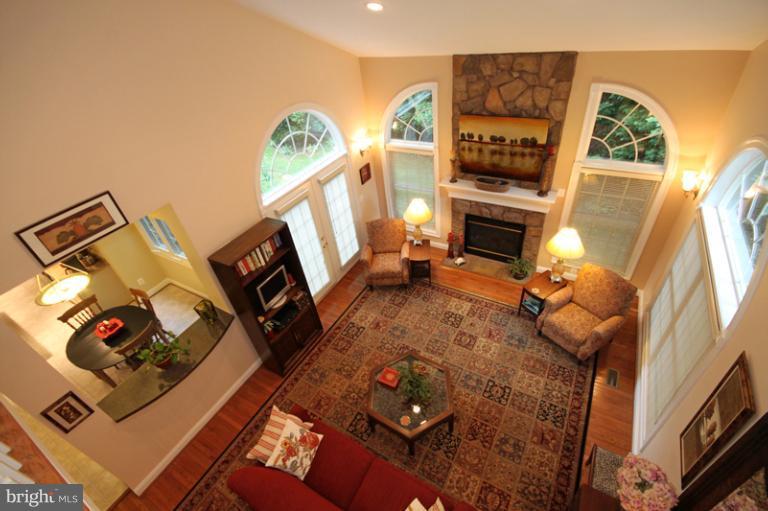 9382 Colbert Court Fairfax, VA 22032 - Photo 1 of 30 Family Room