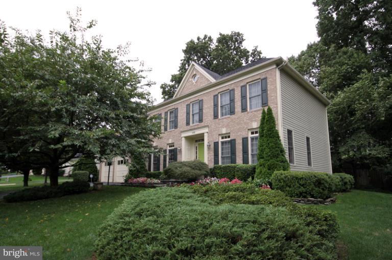 9382 Colbert Court Fairfax, VA 22032 - Photo 11 of 30 Exterior (General)