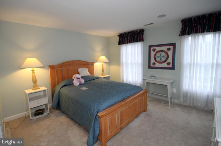 9382 Colbert Court Fairfax, VA 22032 - Photo 16 of 30 Bedroom