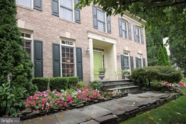 9382 Colbert Court Fairfax, VA 22032 - Photo 17 of 30 Exterior (General)