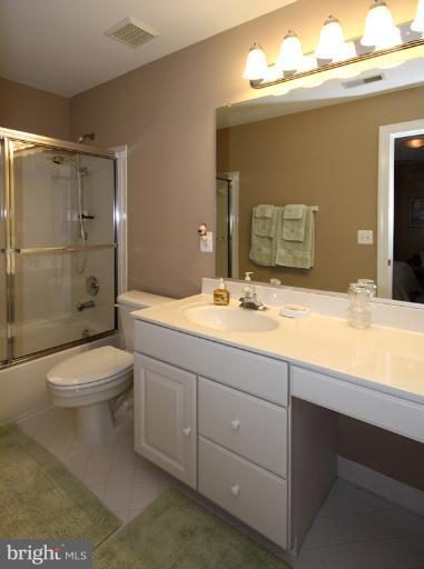 9382 Colbert Court Fairfax, VA 22032 - Photo 20 of 30 Bath