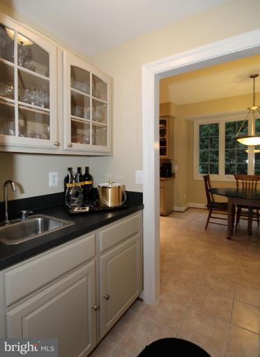 9382 Colbert Court Fairfax, VA 22032 - Photo 23 of 30 Interior (General)