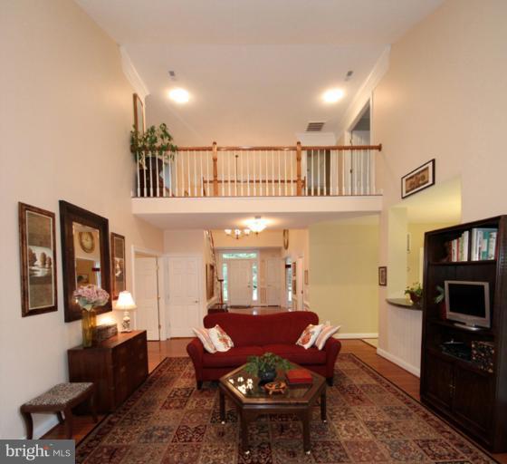 9382 Colbert Court Fairfax, VA 22032 - Photo 26 of 30 Family Room