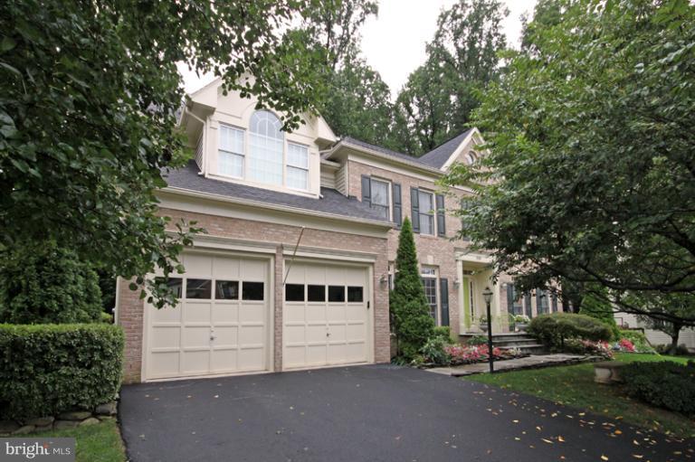 9382 Colbert Court Fairfax, VA 22032 - Photo 30 of 30 Exterior (Front)