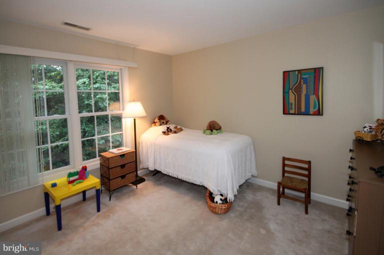 9382 Colbert Court Fairfax, VA 22032 - Photo 10 of 30 Bedroom