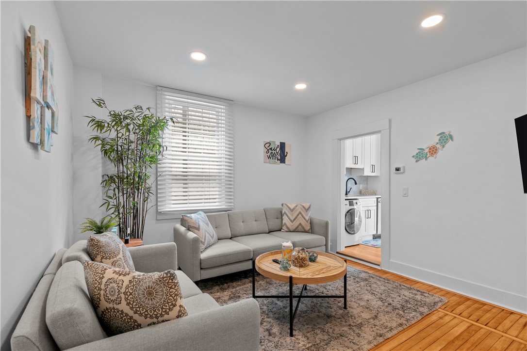 13 Sherman Street Newport, RI 02840 - Photo 11 of 50 Unit 1