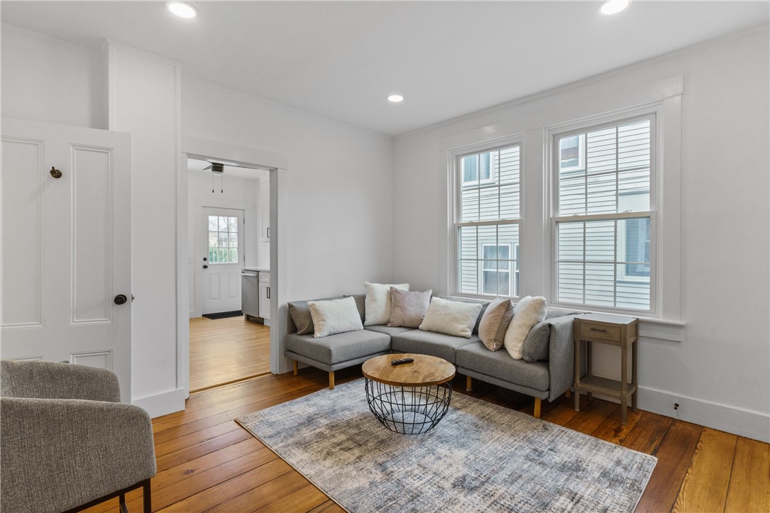 13 Sherman Street Newport, RI 02840 - Photo 23 of 50 Unit 2