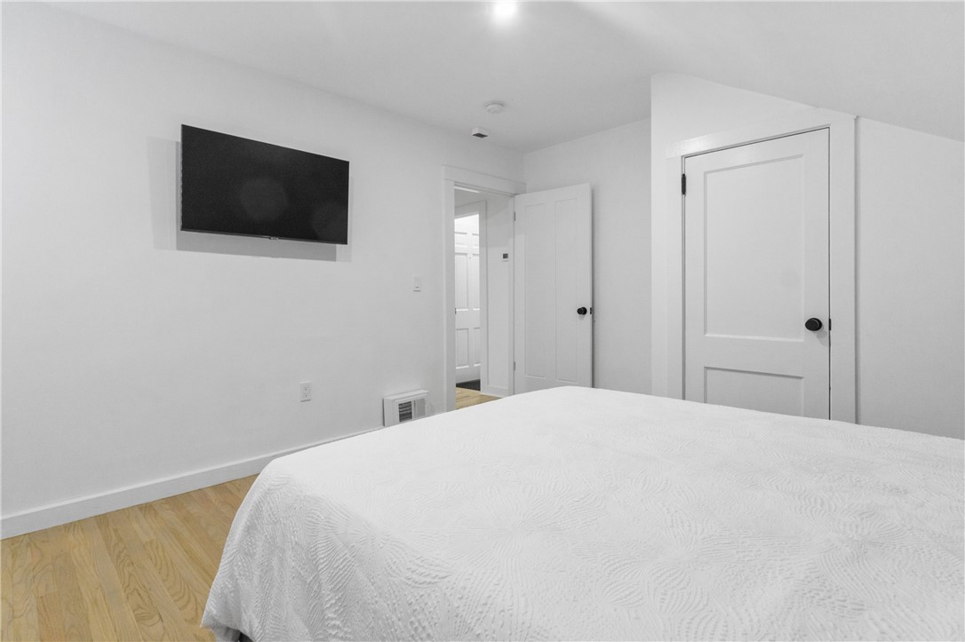 13 Sherman Street Newport, RI 02840 - Photo 35 of 50 Unit 3