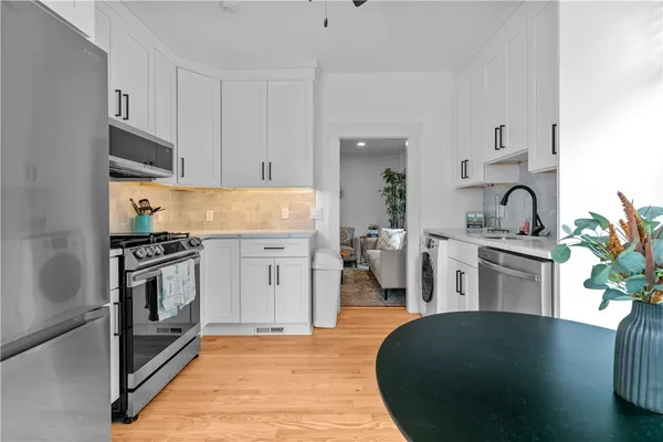 $2,149,000 | 13 Sherman Street, Newport, RI 02840