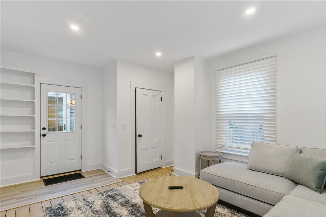 13 Sherman Street Newport, RI 02840 - Photo 41 of 50 Unit 4