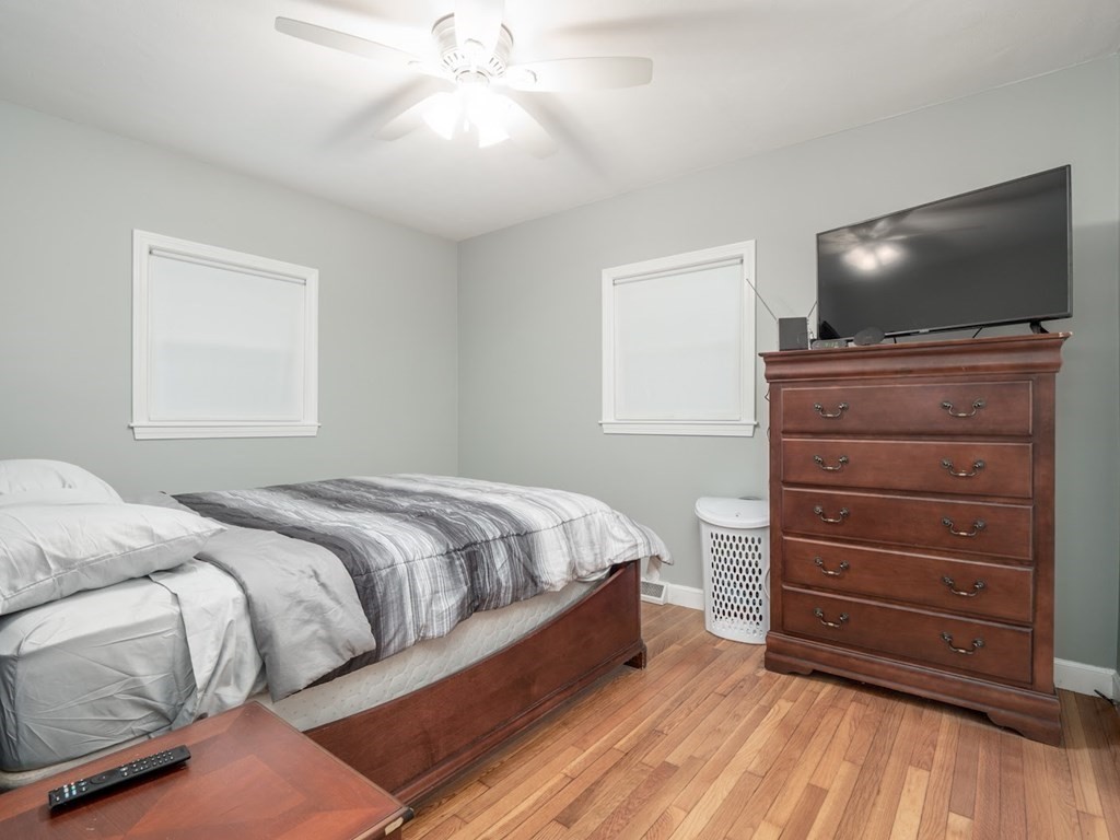 38 Country Road Westford, MA 01886 - Photo 25 of 40 Gallery Image 25