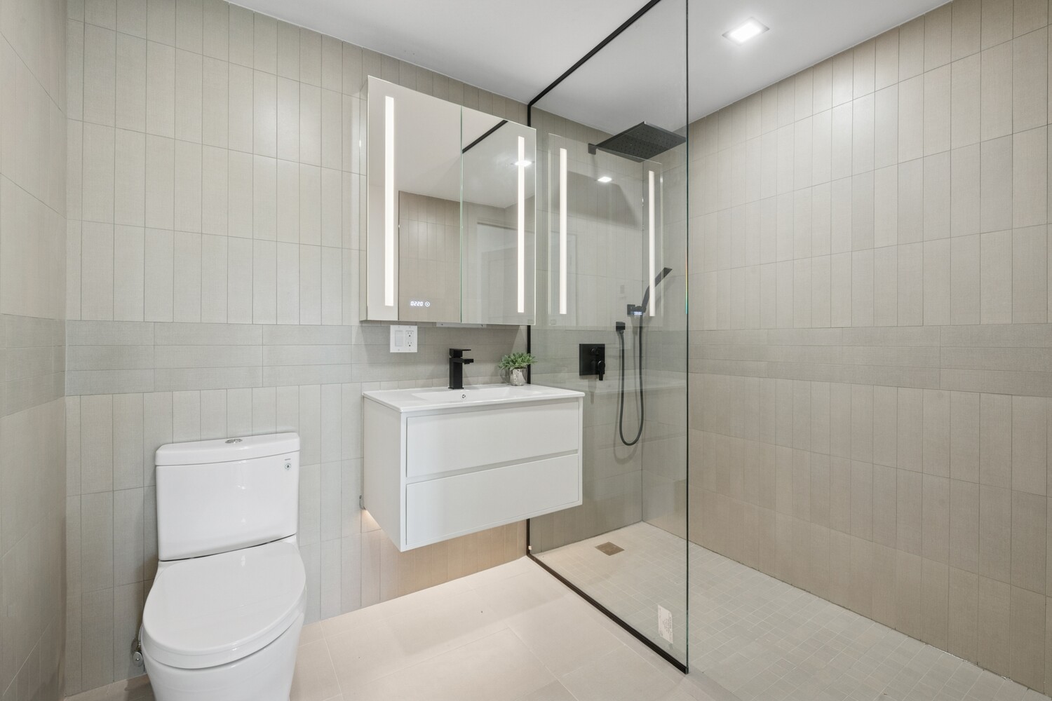 428 East 9th Street, Unit PH5 Brooklyn, NY 11218 - Photo 16 of 23