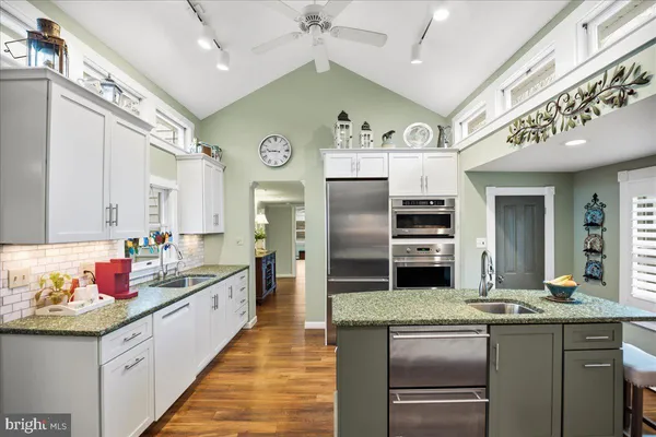 $1,000,000 | 14382 Sedwick Avenue, Solomons, MD 20688