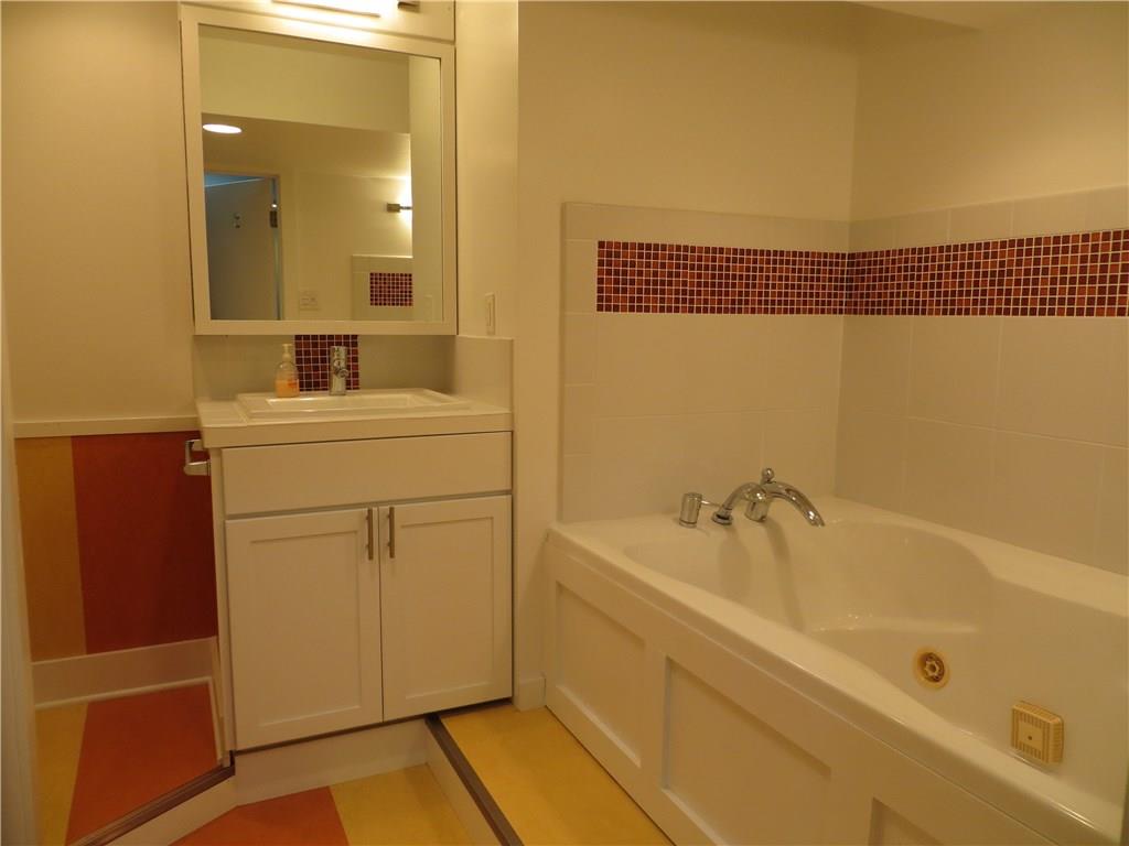 128 Upper Service Road Hookstown, PA 15050 - Photo 16 of 19 Full bath in lower level includes jet tub.