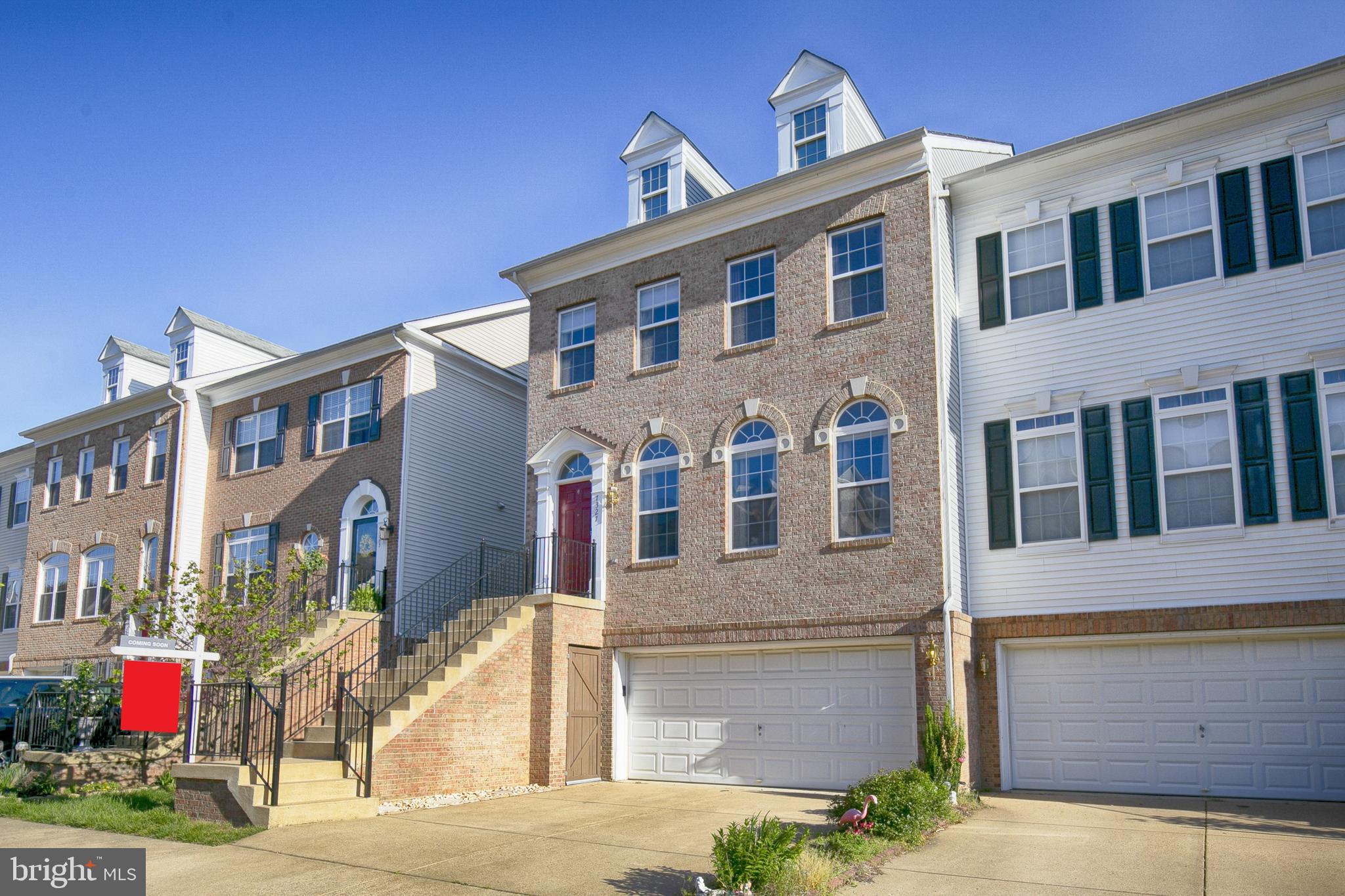 7327 Hampton Manor Place Springfield, VA 22150 - Photo 2 of 51