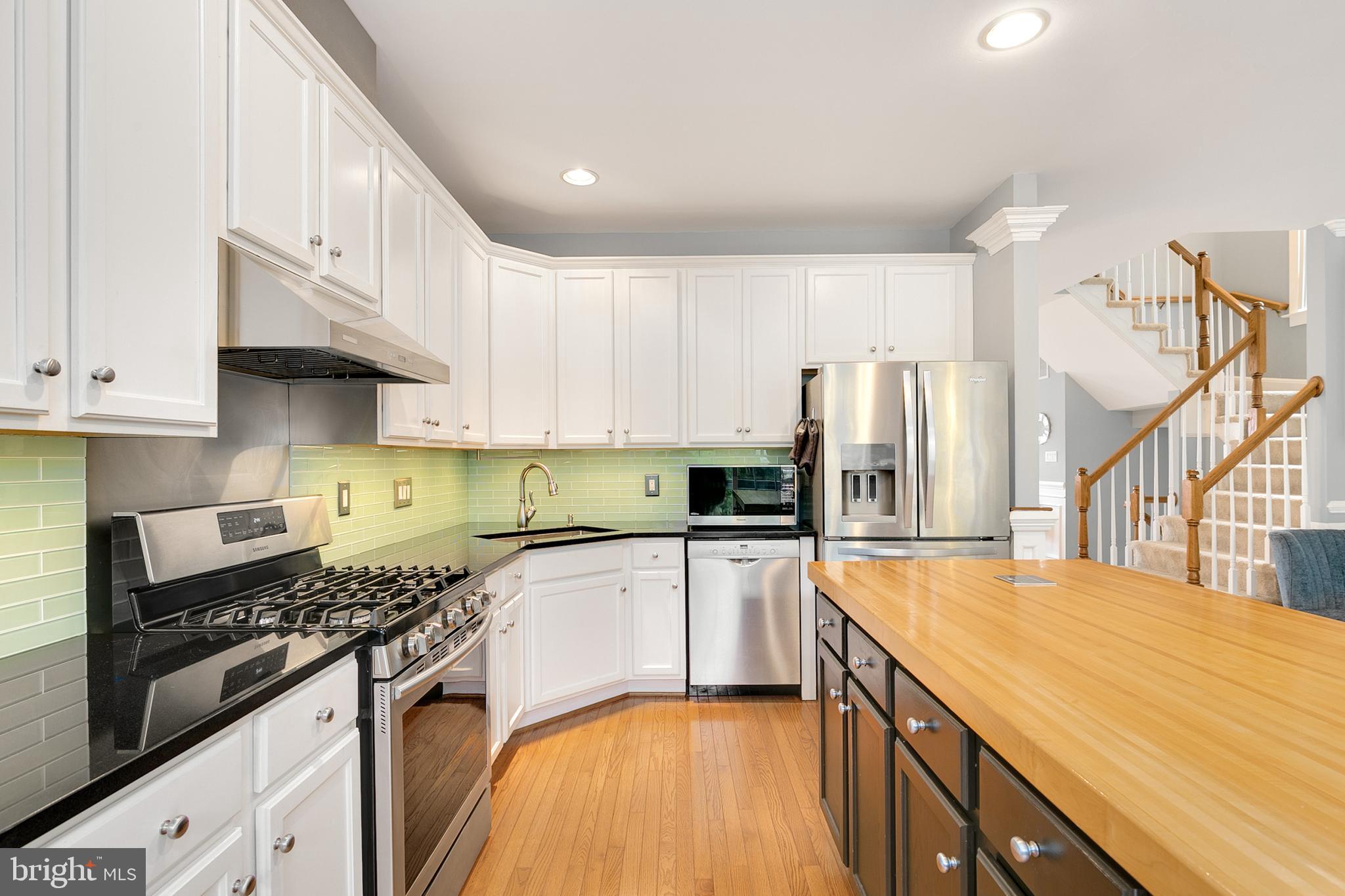 7327 Hampton Manor Place Springfield, VA 22150 - Photo 21 of 51