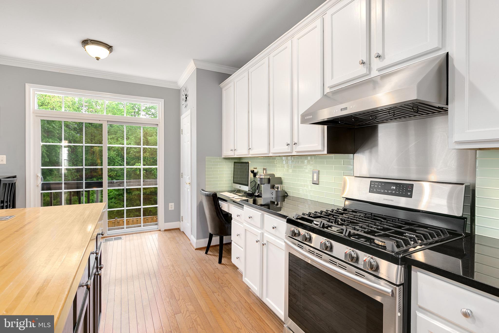 7327 Hampton Manor Place Springfield, VA 22150 - Photo 28 of 51