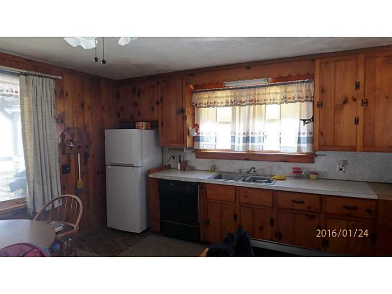 120 Richardson Road Coventry, RI 02816 - Photo 4 of 25 Kitchen.