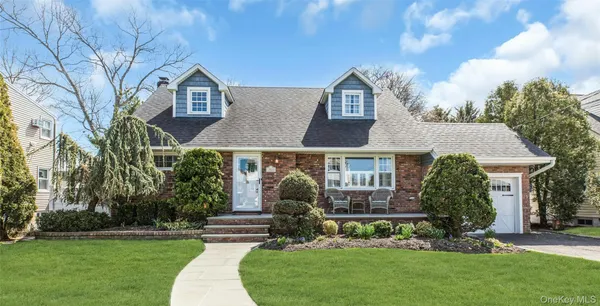 $799,000 | 1800 Gormley Avenue, Merrick, NY 11566