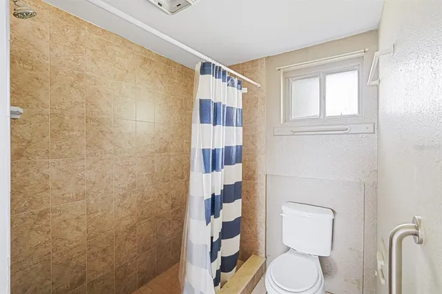 $950 | 2021 Pennsylvania Avenue, Unit 2, Englewood, FL 34224