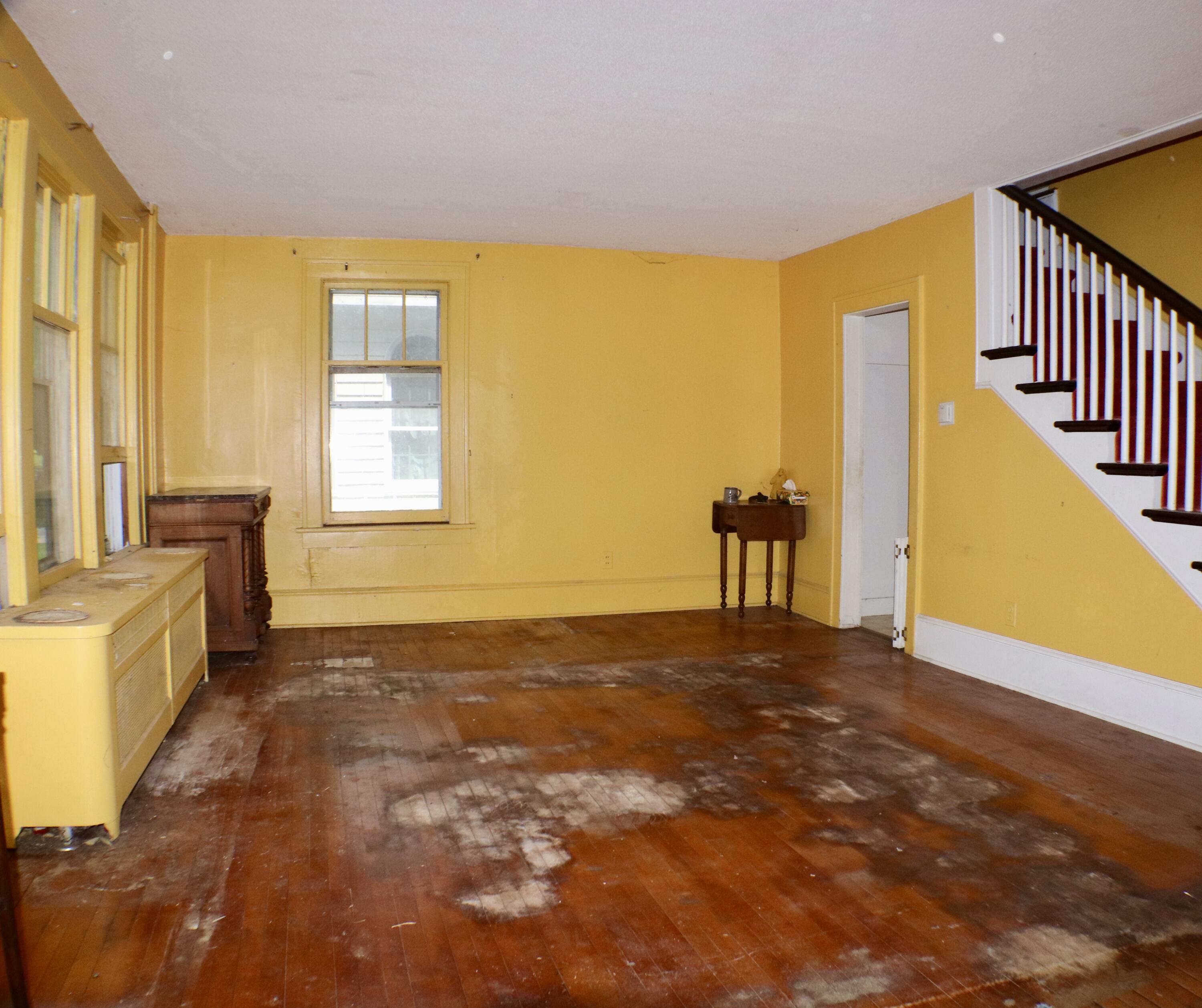 12 Addoms Street Plattsburgh, NY 12901 - Photo 3 of 16 Gallery Image 3