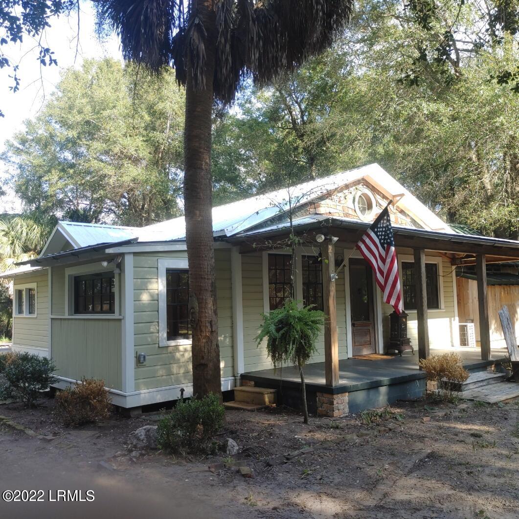 80 Gannet Point Road Beaufort, SC 29907 - Photo 2 of 46 1208221332b