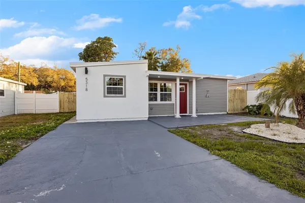 $2,800 | 5318 9th Avenue North, St. Petersburg, FL 33710