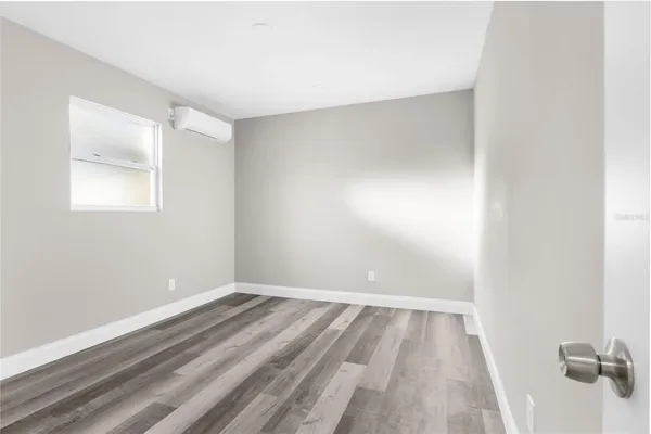 $2,800 | 5318 9th Avenue North, St. Petersburg, FL 33710