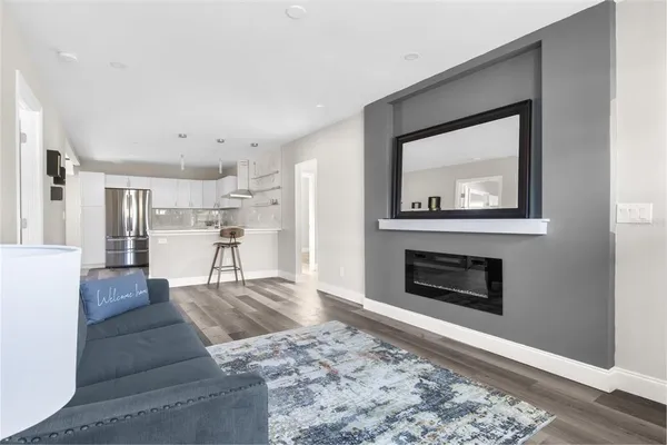 $2,800 | 5318 9th Avenue North, St. Petersburg, FL 33710