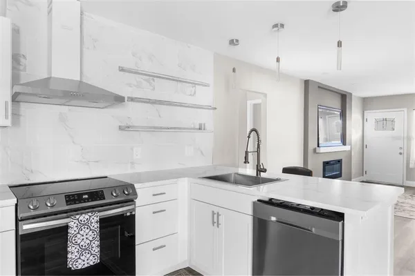 $2,800 | 5318 9th Avenue North, St. Petersburg, FL 33710