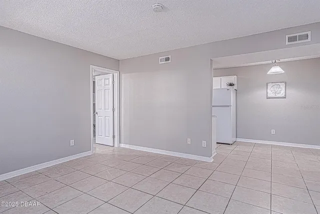 $1,600 | 1600 Big Tree Road, Unit H4, South Daytona, FL 32119