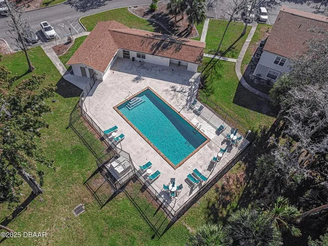 $1,600 | 1600 Big Tree Road, Unit H4, South Daytona, FL 32119