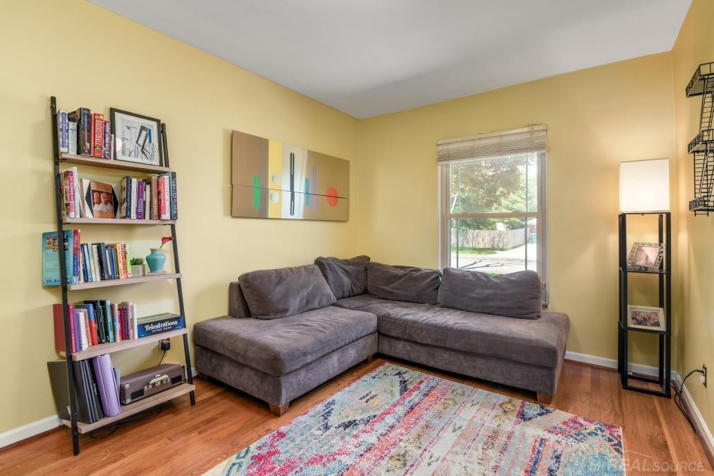 1177 Cadieux Road Grosse Pointe Park, MI 48230 - Photo 16 of 36