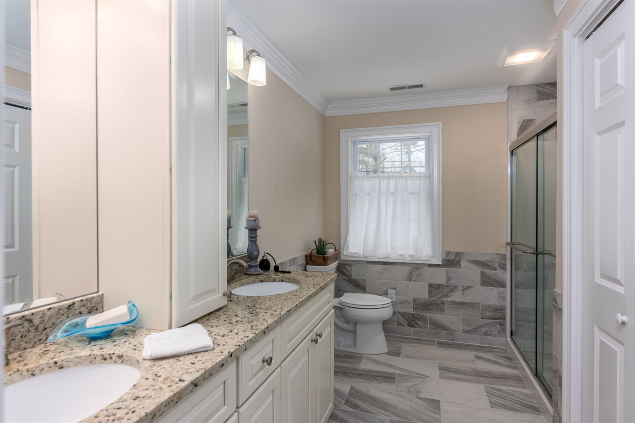 232 Exeter Road Hampton, NH 03842 - Photo 18 of 40