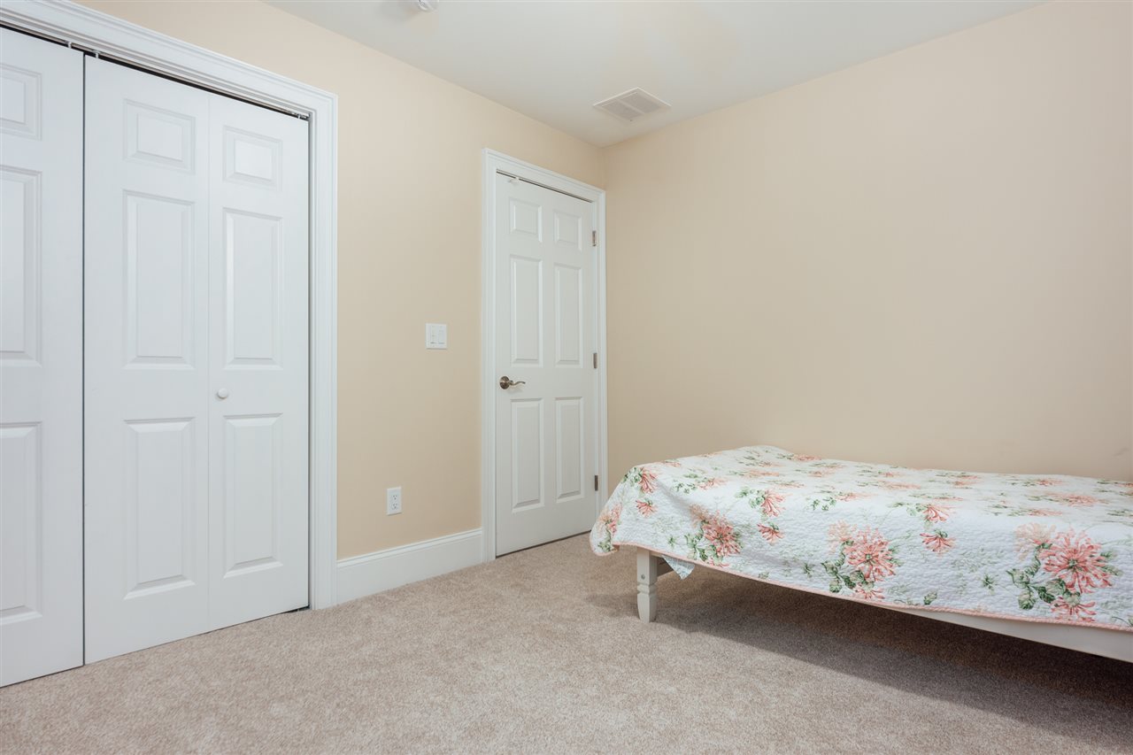 232 Exeter Road Hampton, NH 03842 - Photo 24 of 40