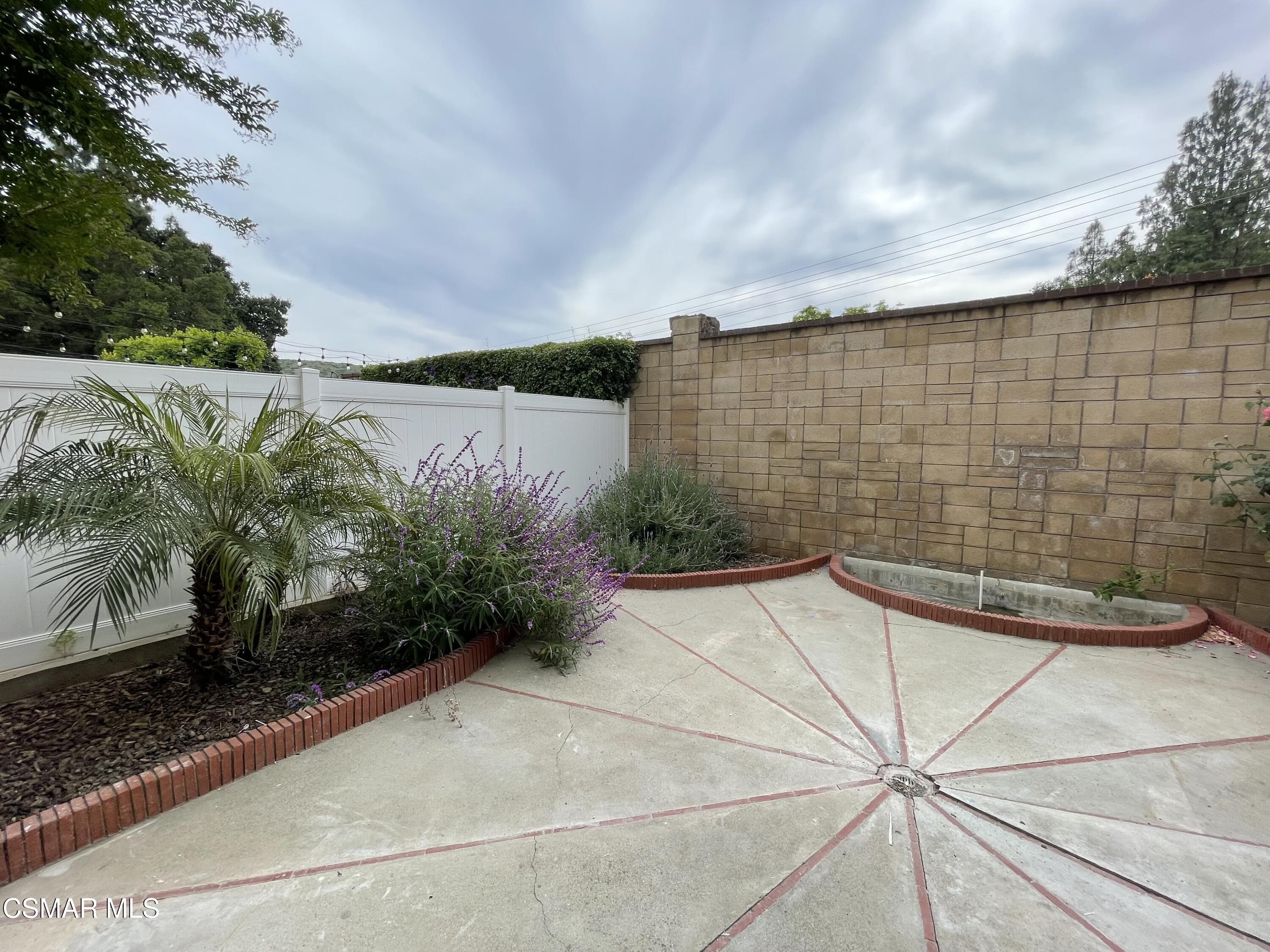 429 Dante Way Oak Park, CA 91377 - Photo 17 of 18 a view of a terrace with trees