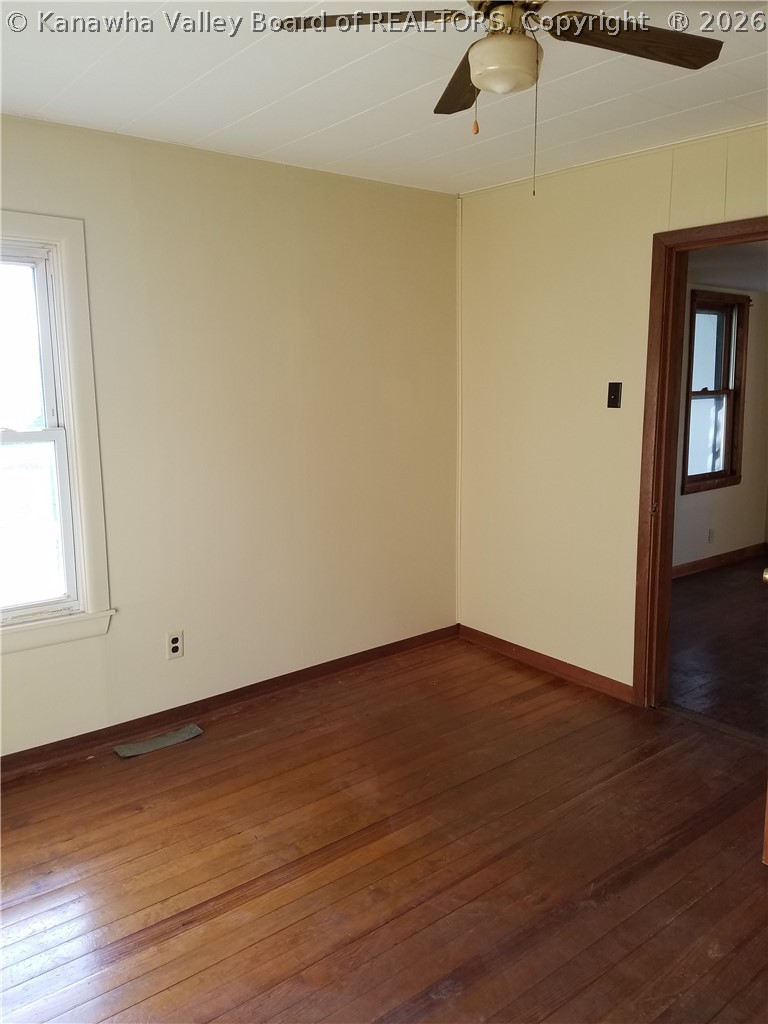 2334 Dunham Road Leon, WV 25123 - Photo 18 of 27 Master Bedroom