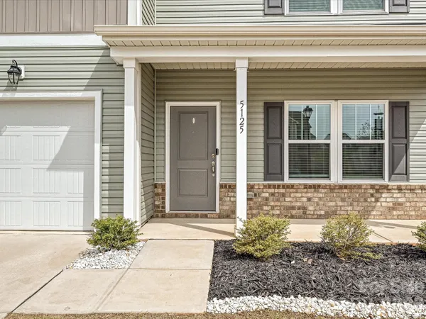 $479,000 | 5125 Arbordale Way, Mount Holly, NC 28120