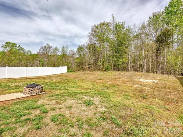 $479,000 | 5125 Arbordale Way, Mount Holly, NC 28120