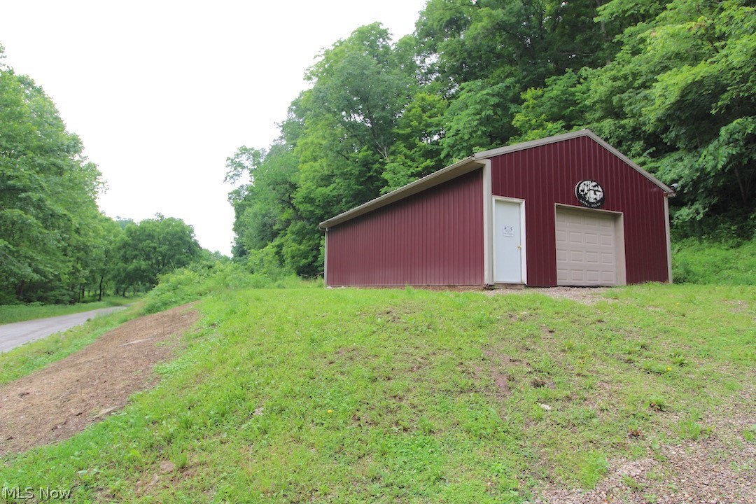 136 Township Road New Matamoras, OH 45767 - Photo 13 of 35 Gallery Image 13