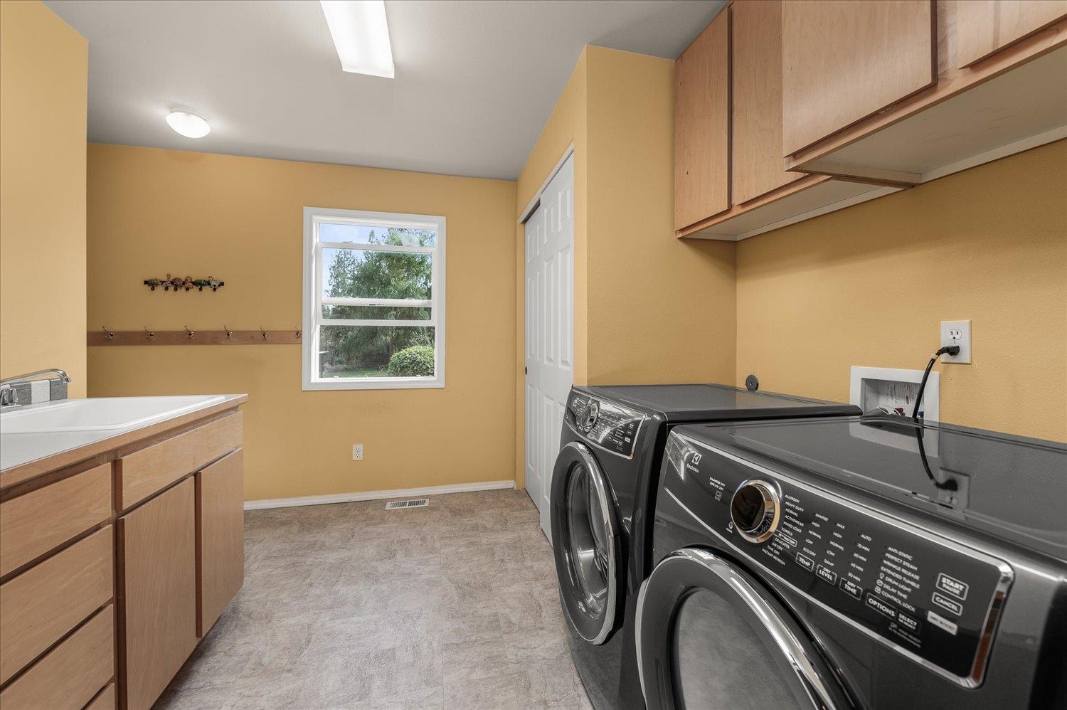 808 North Grove Road Spokane, WA 99224 - Photo 20 of 47