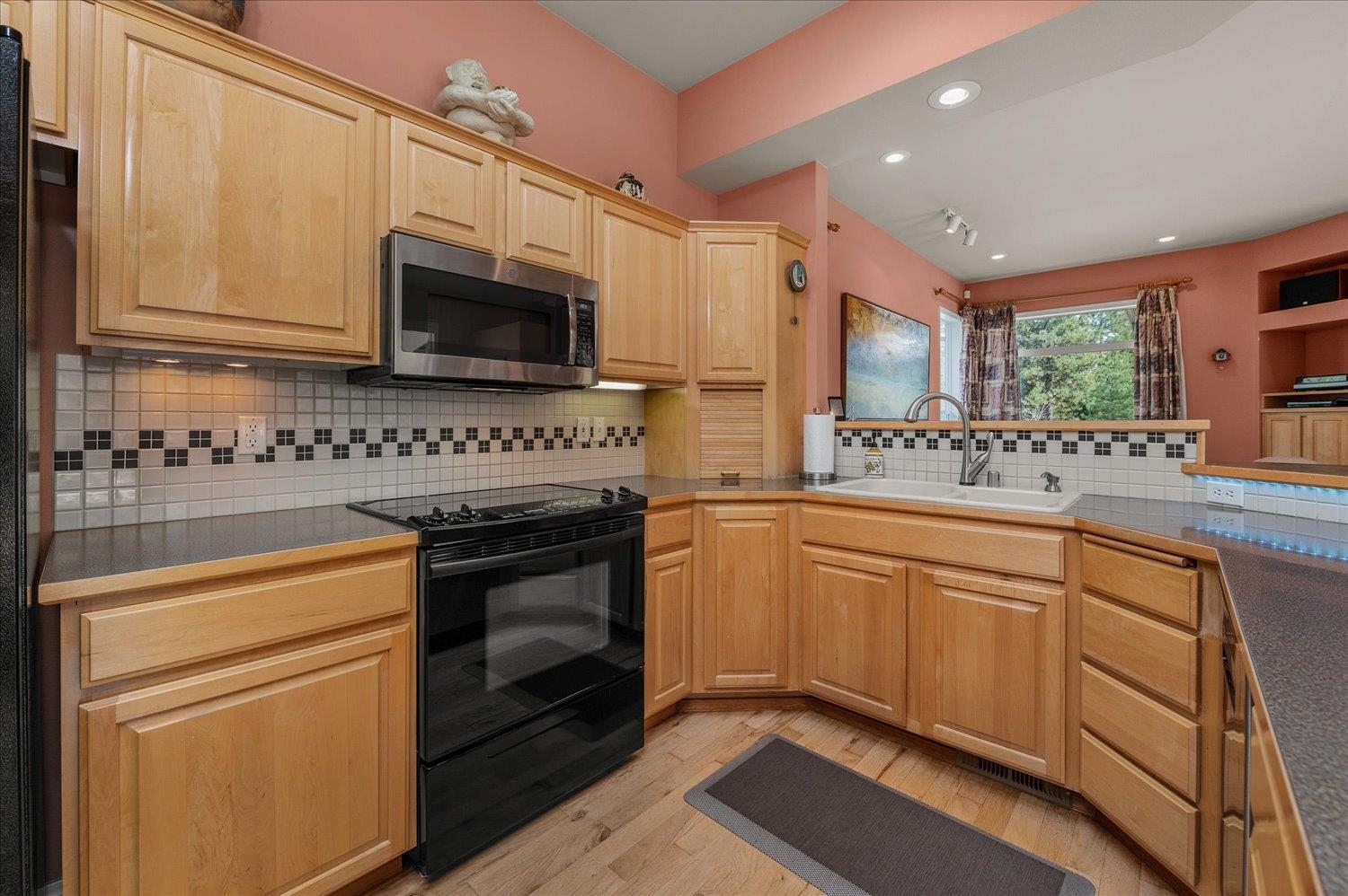 808 North Grove Road Spokane, WA 99224 - Photo 9 of 47