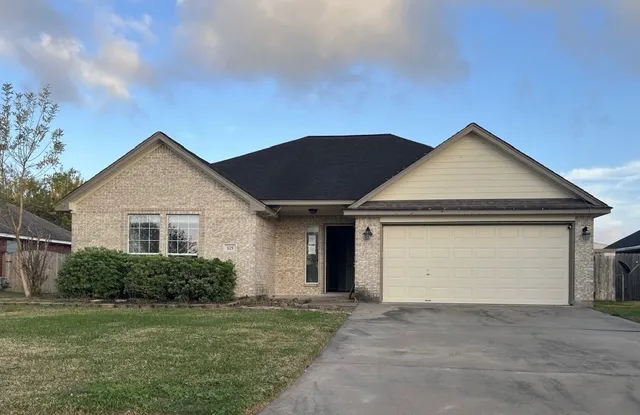 $260,000 | 125 Dove Trail, Richwood, TX 77531